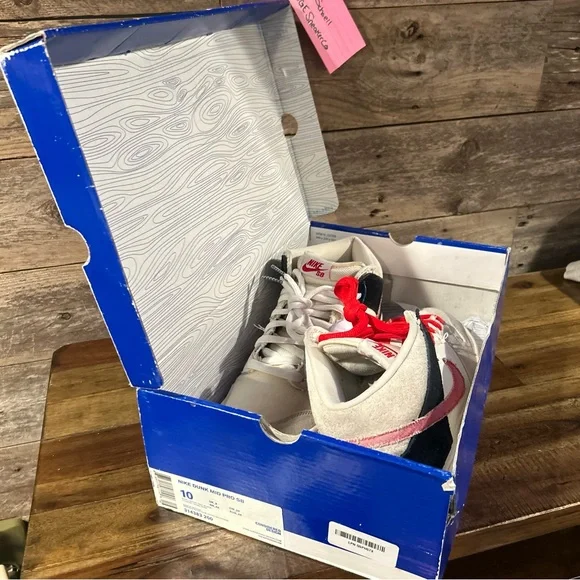 ‘Ryu’ Nike SB Dunk Mid
Street Fighter Ryu Size-10-OG ALL - Picture 12 of 12